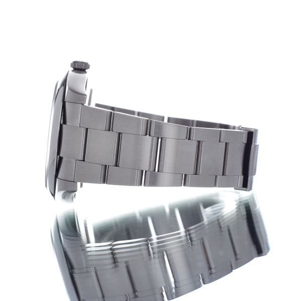 Rolex Oyster Perpetual 124300